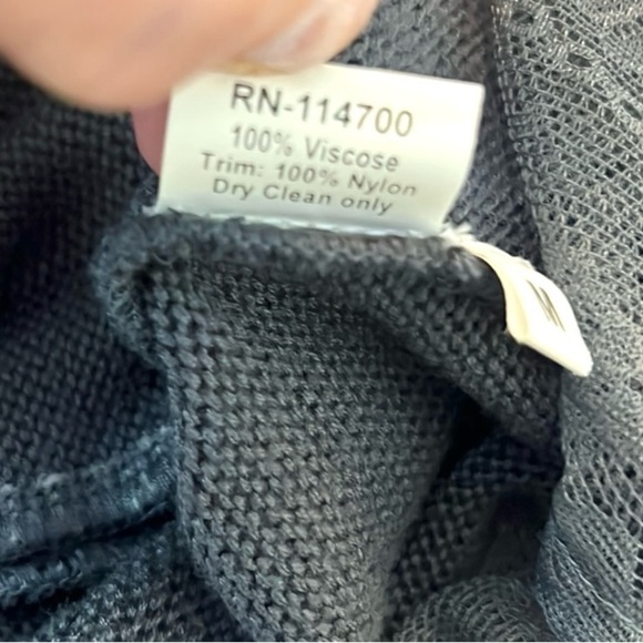 Chan Luu,Luxury Elegant Rich Gray Cardigan Sweater w/Lace Hem, Perfect, Size M - Picture 10 of 10